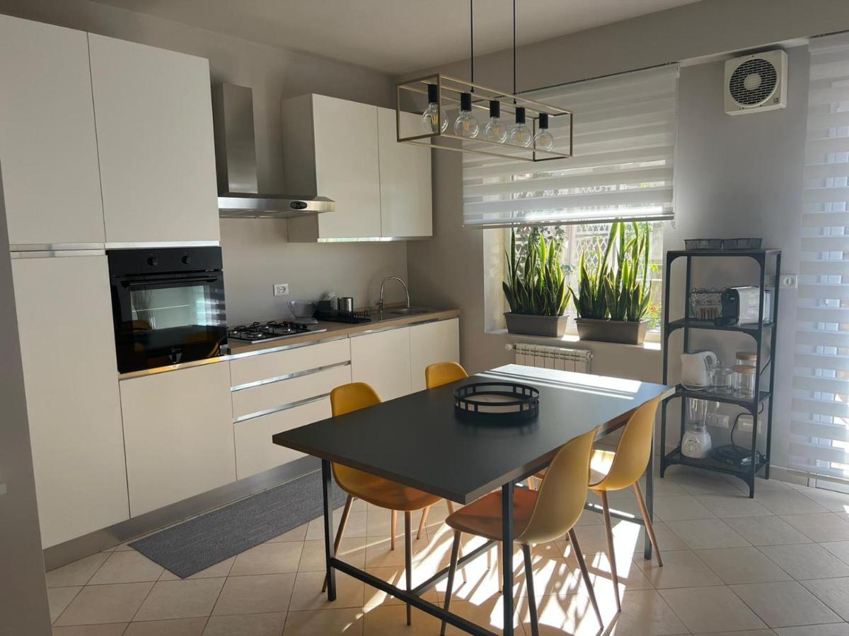 Ferienwohnung La Malfa 48 Ragusa Exterior foto
