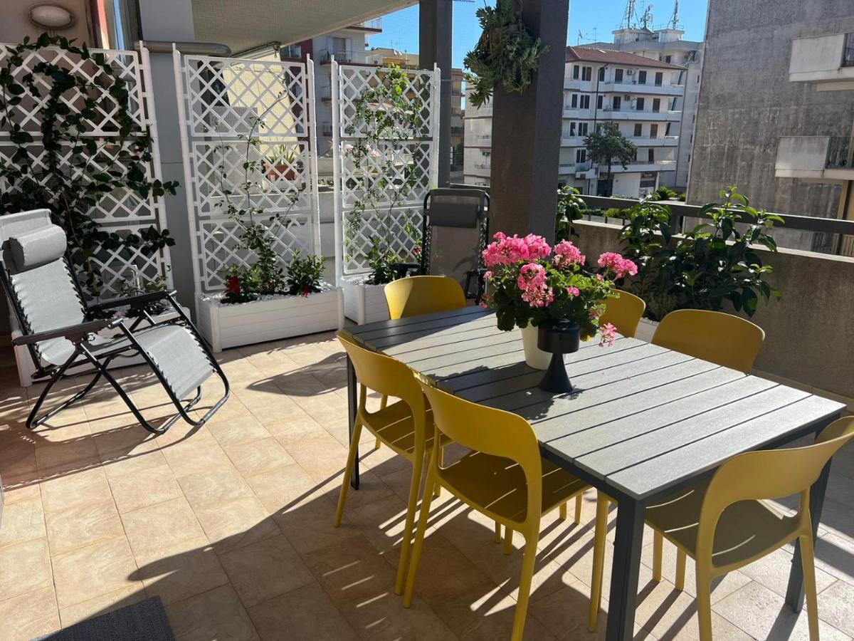 Ferienwohnung La Malfa 48 Ragusa Exterior foto